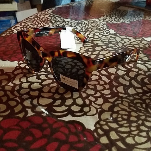 halston sunglasses